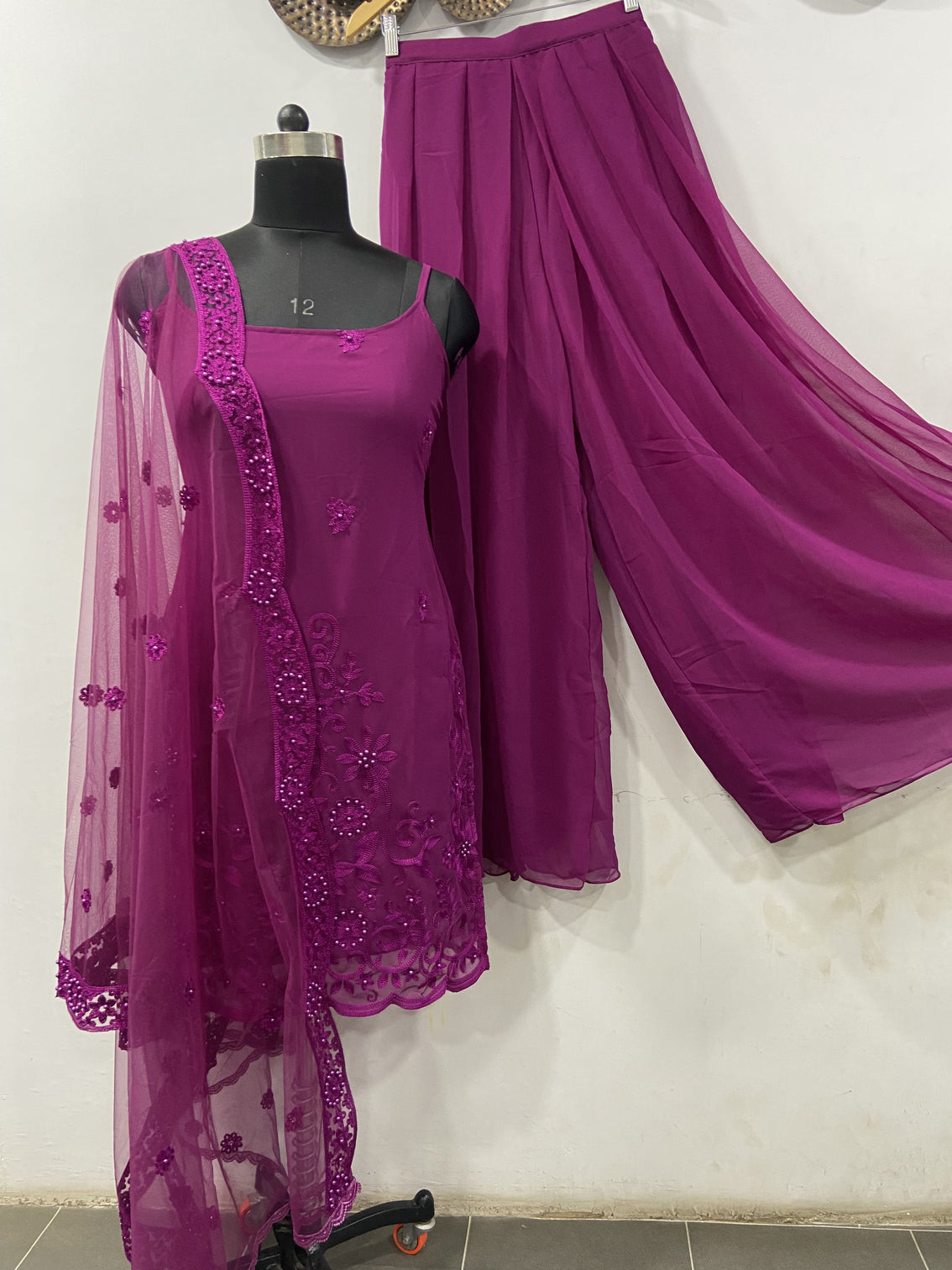 Sleeveless Sequins Work Wine Palazzo Suit Set