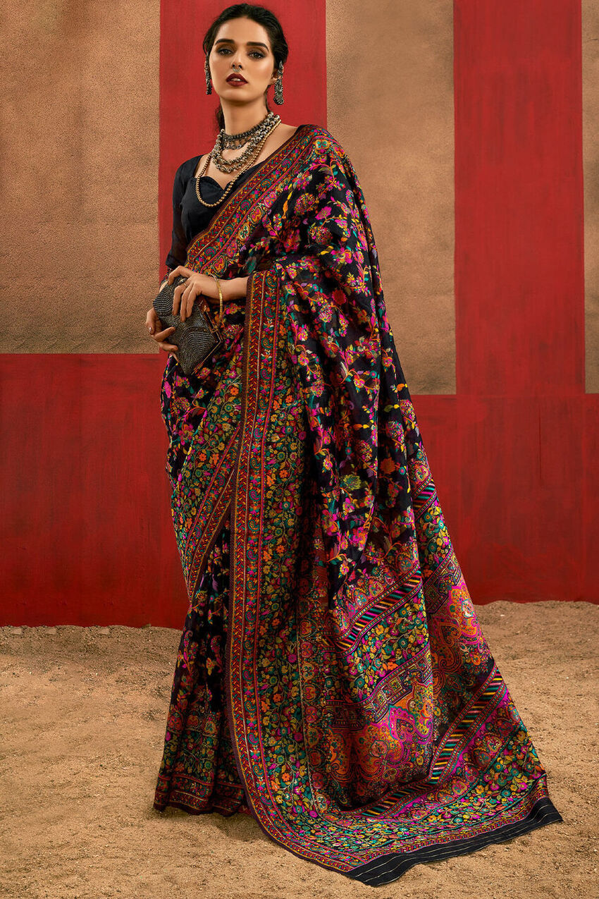 Hypnotic Black Pashmina Saree With Flameboyant Blouse Piece