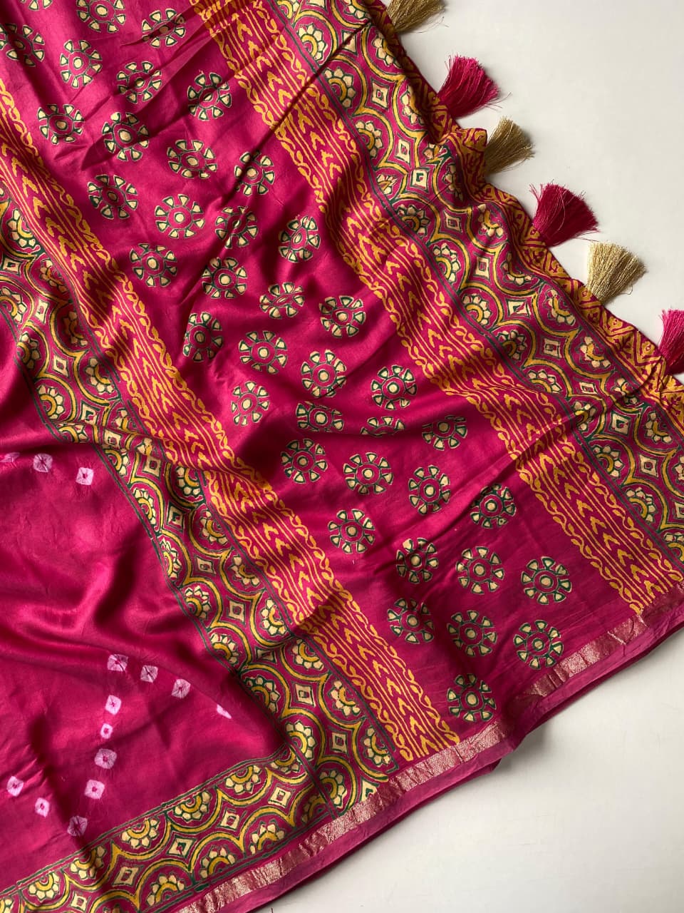 Allure Dark Pink Soft Chanderi Silk Badhani Printed Saree With Exceptional Blouse Piece