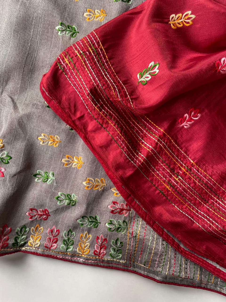 Aplomb Grey Embroidery Work Tussar Silk Saree With Ornate Blouse Piece