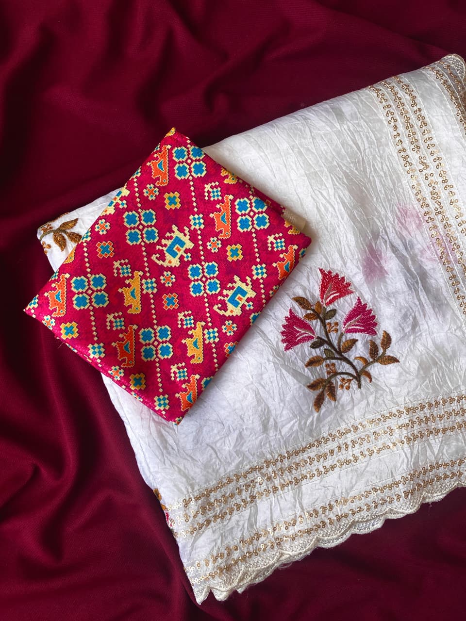 Sumptuous Off White Sequins Work Crush Silk Saree With Staggering Blouse Piece