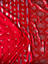 Eclat Red Banarasi Dola Silk Saree With Incredible Blouse Piece