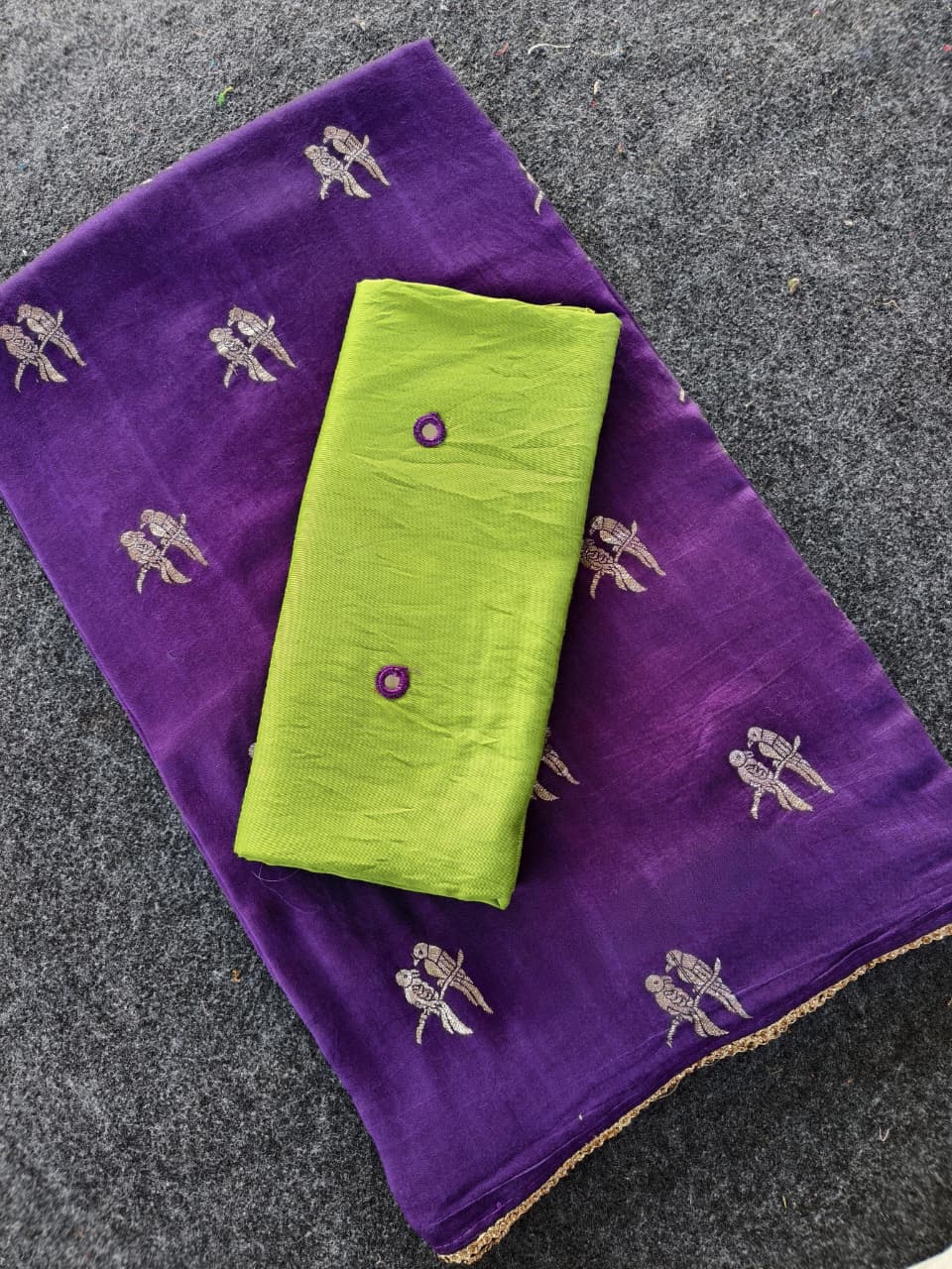 Blooming Purple Banarasi Georgette Silk Saree With Pleasurable Blouse Piece