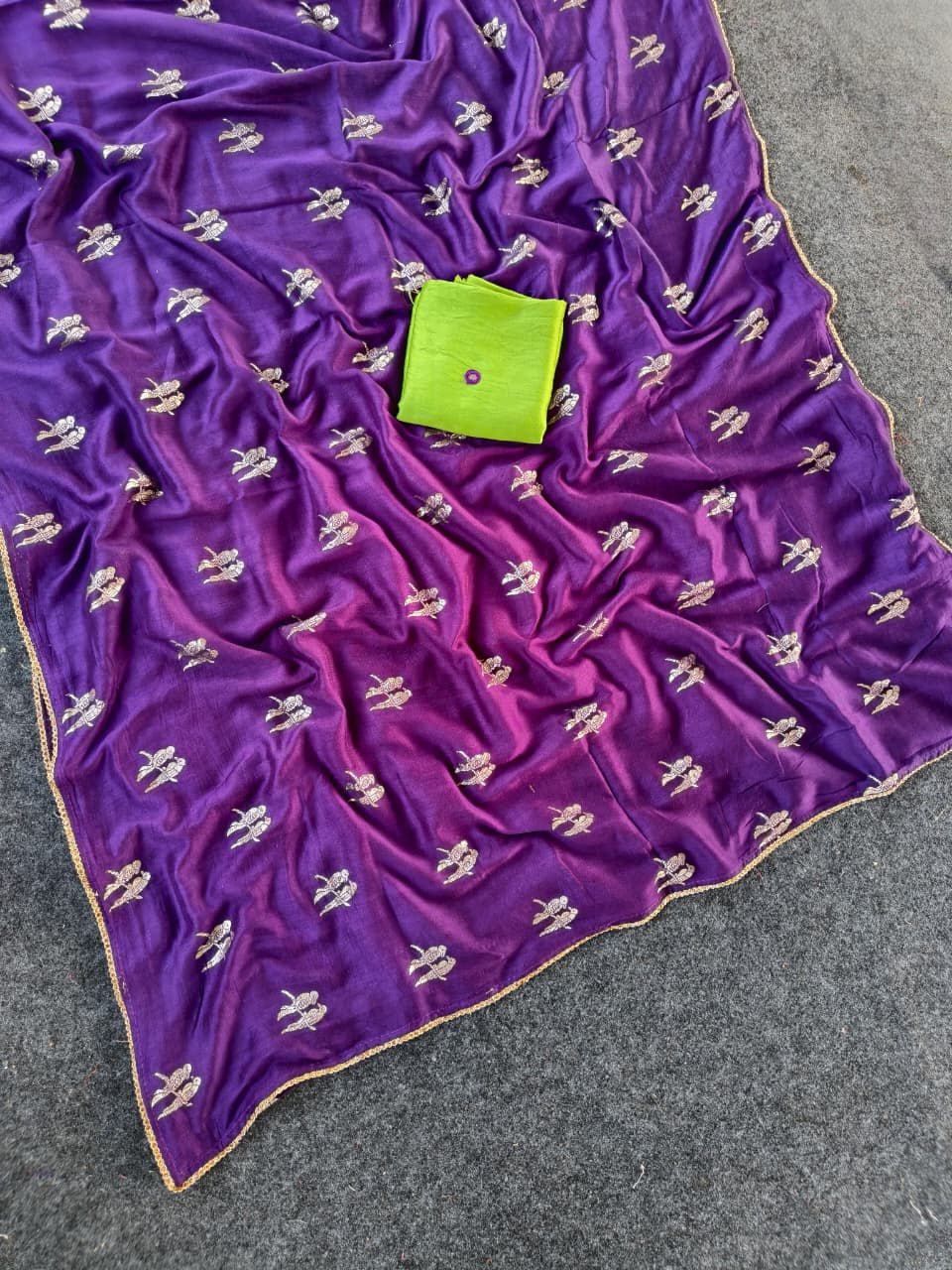 Blooming Purple Banarasi Georgette Silk Saree With Pleasurable Blouse Piece