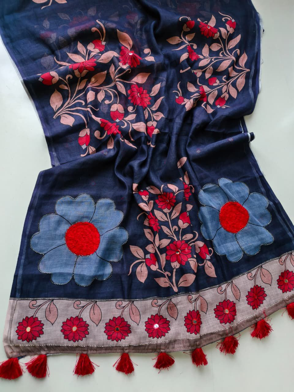 Efflorescence Navy Blue Printed Linen Silk Saree With Angelic Blouse Piece