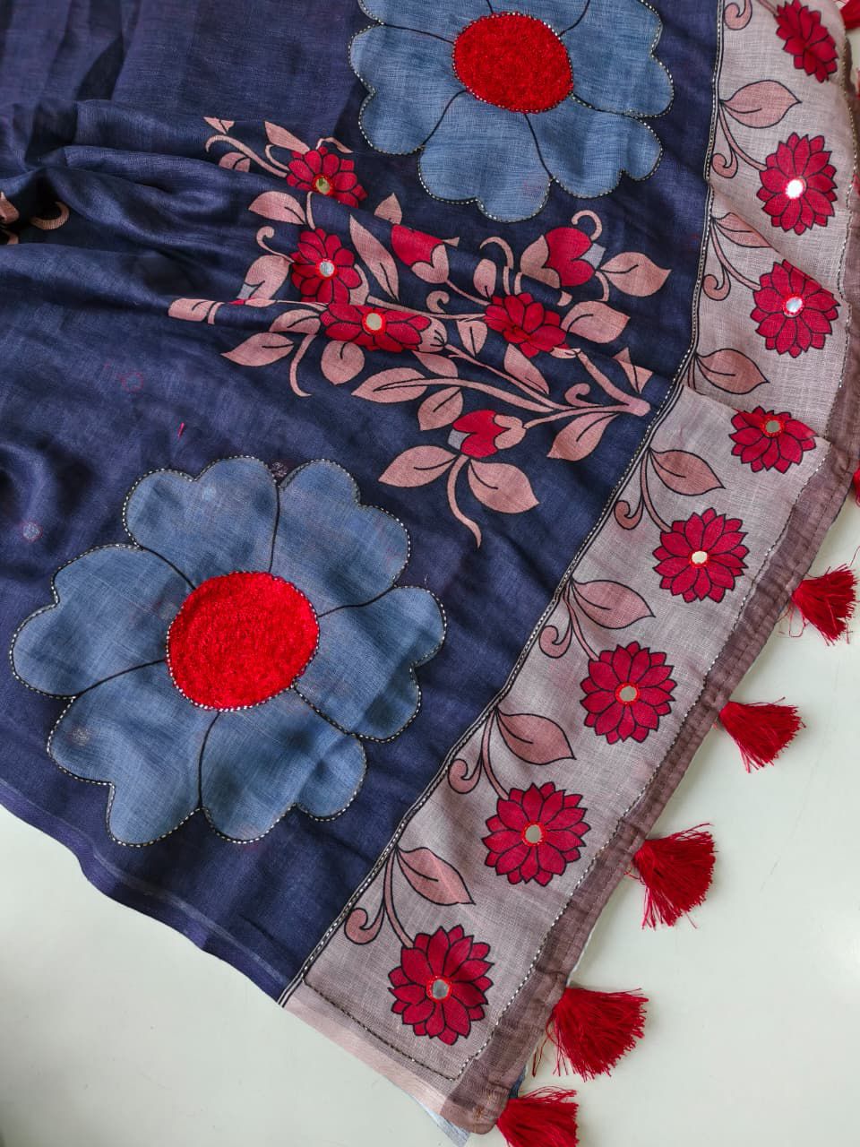 Efflorescence Navy Blue Printed Linen Silk Saree With Angelic Blouse Piece