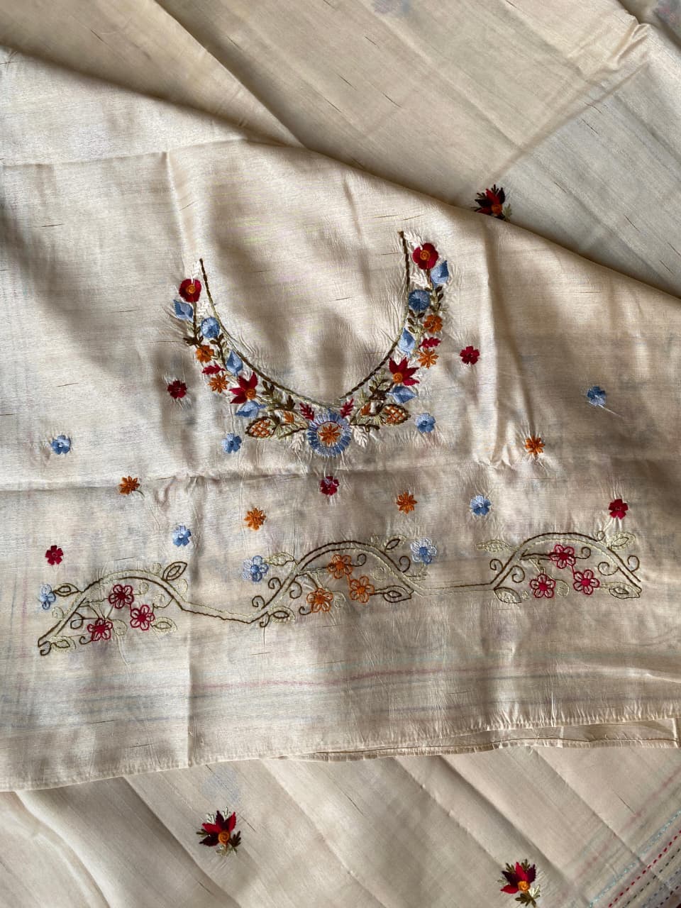 Eclat Beige Embroidery Work Tussar Silk Saree With Capricious Blouse Piece