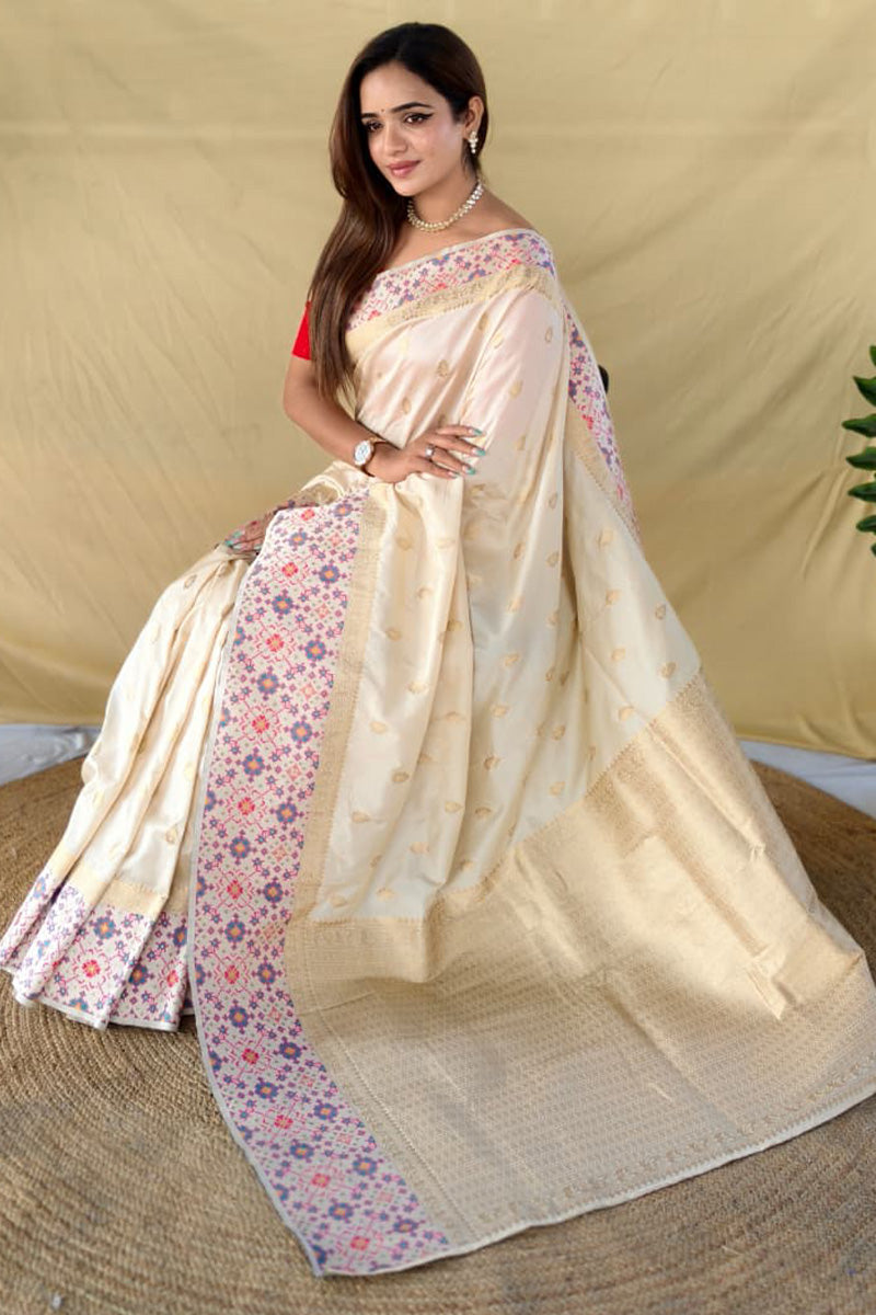 Unique Off White Pure Zari Weaving Banarasi Silk Saree With Girlish Blouse Piece