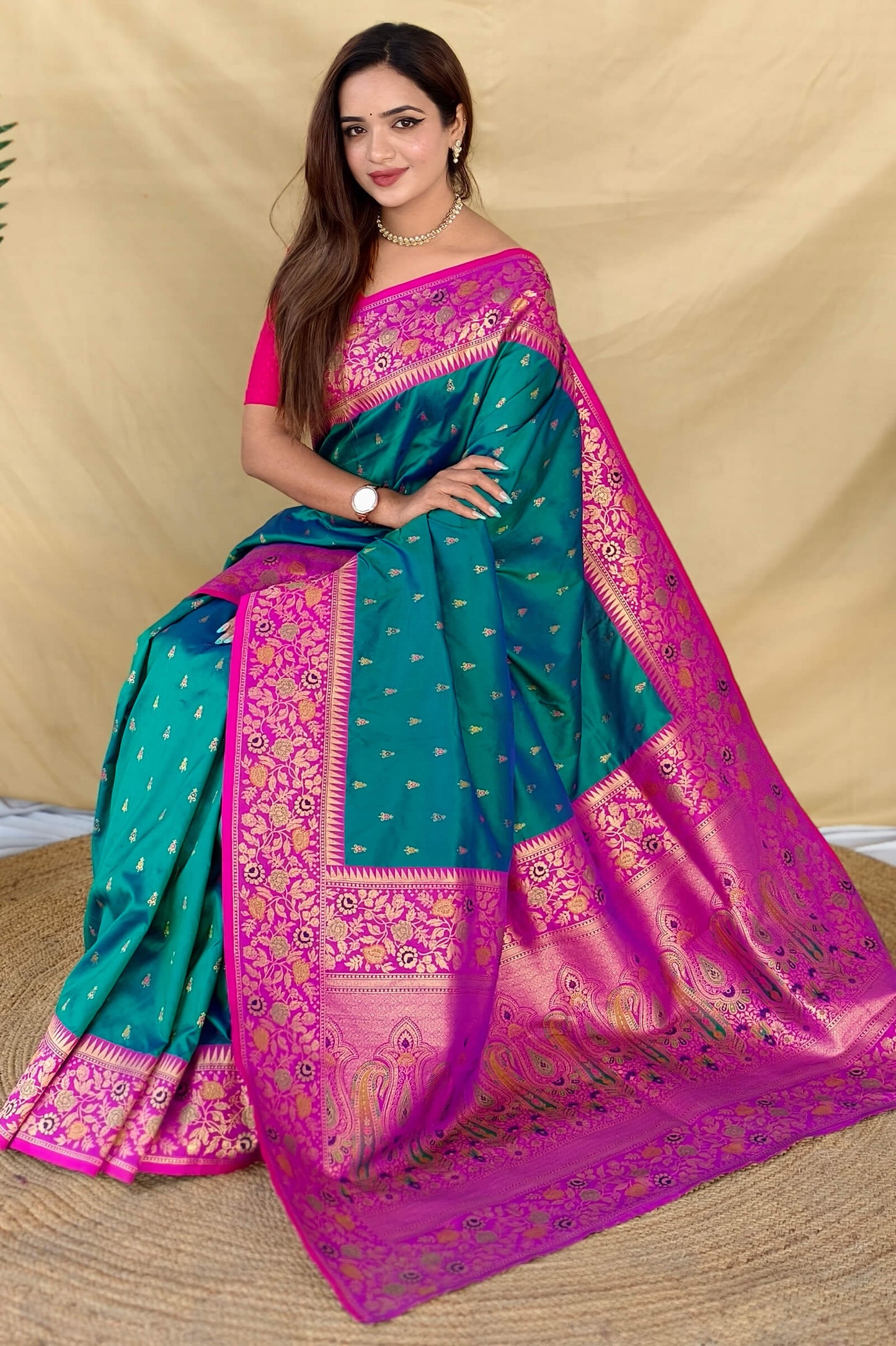 Captivating Rama Pure Zari Weaving Banarasi Silk Saree With Bewitching Blouse Piece