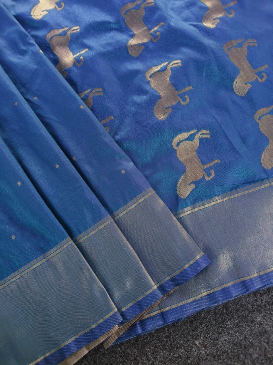 Delightful Blue Pure Zari Weaving Banarasi Silk Saree With Sonorous Blouse Piece