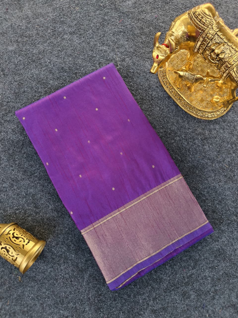 Woebegone Purple Pure Zari Weaving Banarasi Silk Saree With Palimpsest Blouse Piece