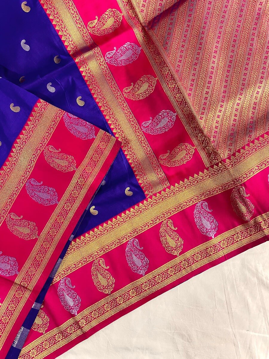 Enticing Navy Blue Soft Banarasi Silk Saree With Evocative Blouse Piece