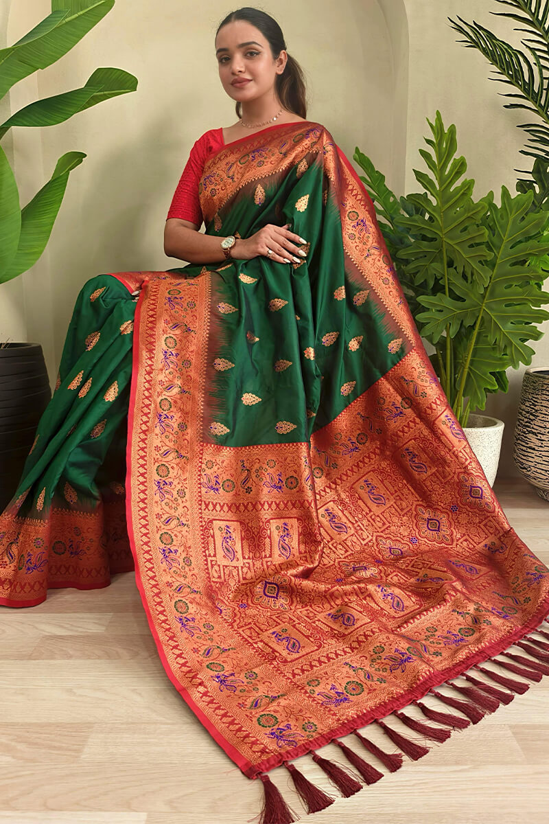 Tempting Dark Green Soft Banarasi Silk Saree With Staggering Blouse Piece