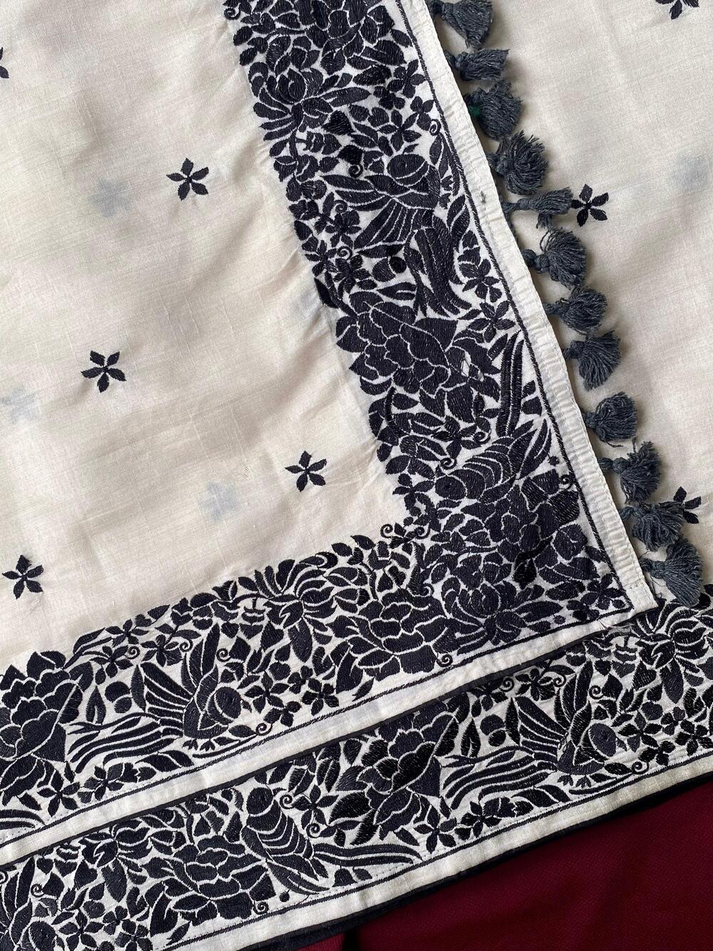 Demanding Off White Embroidery Work Tussar Silk Saree With Pleasurable Blouse Piece