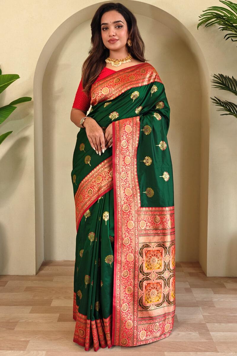 Surpassing Dark Green Soft Banarasi Silk Saree With Ravishing Blouse Piece