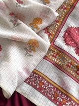 Symmetrical Off White Printed Linen Silk Saree With Luxuriant Blouse Piece