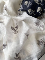 Amazing Off White Embroidery Work Crush Silk Saree With Improbable Blouse Piece