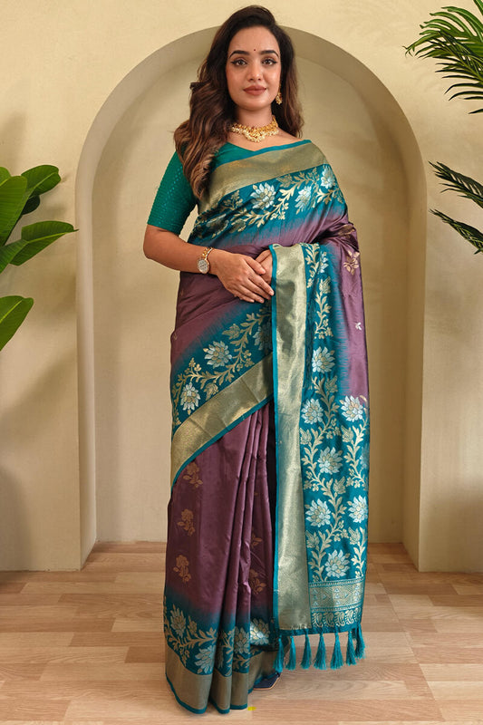 Invaluable Lavender Soft Banarasi Silk Saree With Beleaguer Blouse Piece