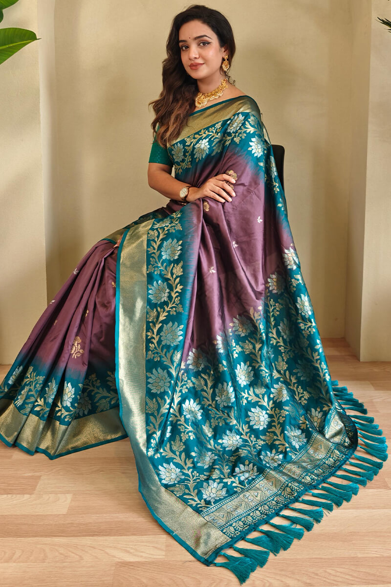Invaluable Lavender Soft Banarasi Silk Saree With Beleaguer Blouse Piece
