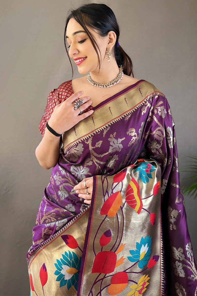 Skinny Purple Paithani Silk Saree With Gratifying Blouse Piece