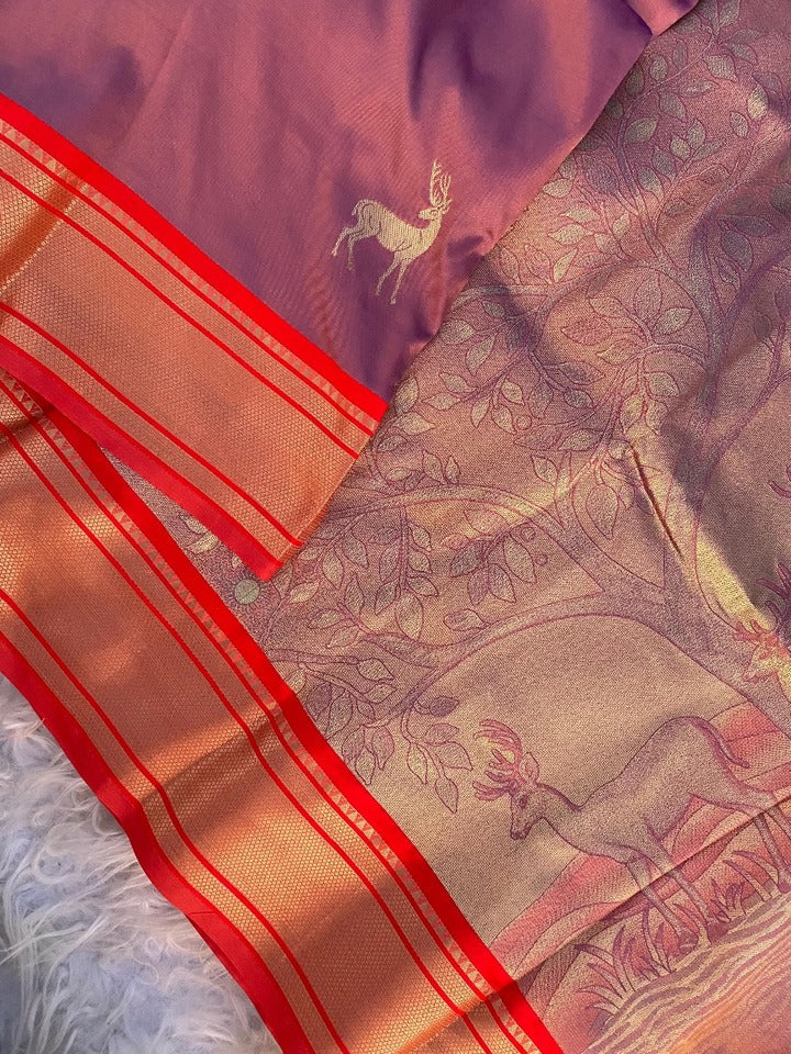 Sumptuous Pink Pure Zari Weaving Banarasi Silk Saree With Smashing Blouse Piece