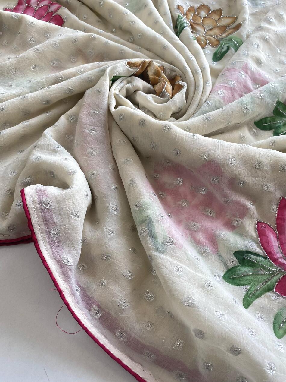 Comely Beige Handwork Crush Chiffon Silk Saree With Eloquence Blouse Piece