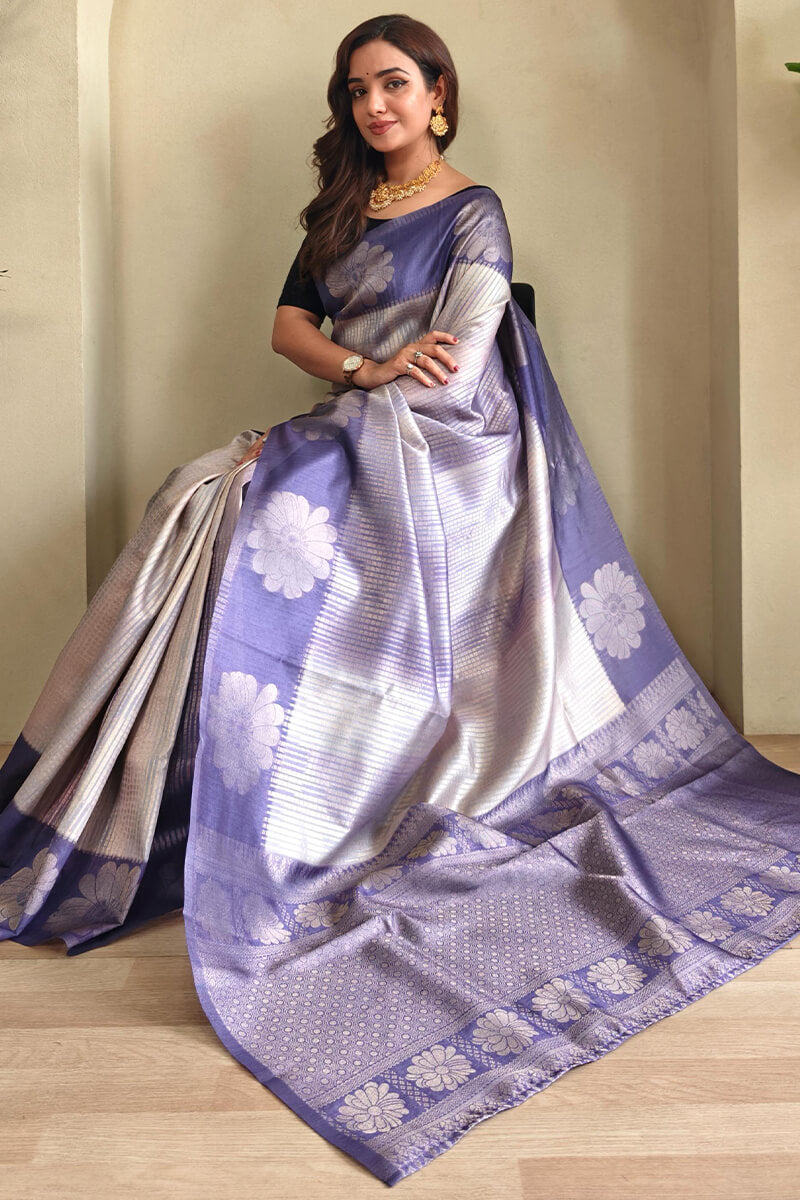 Entrancing Lavender Soft Banarasi Silk Saree With Blissful Blouse Piece