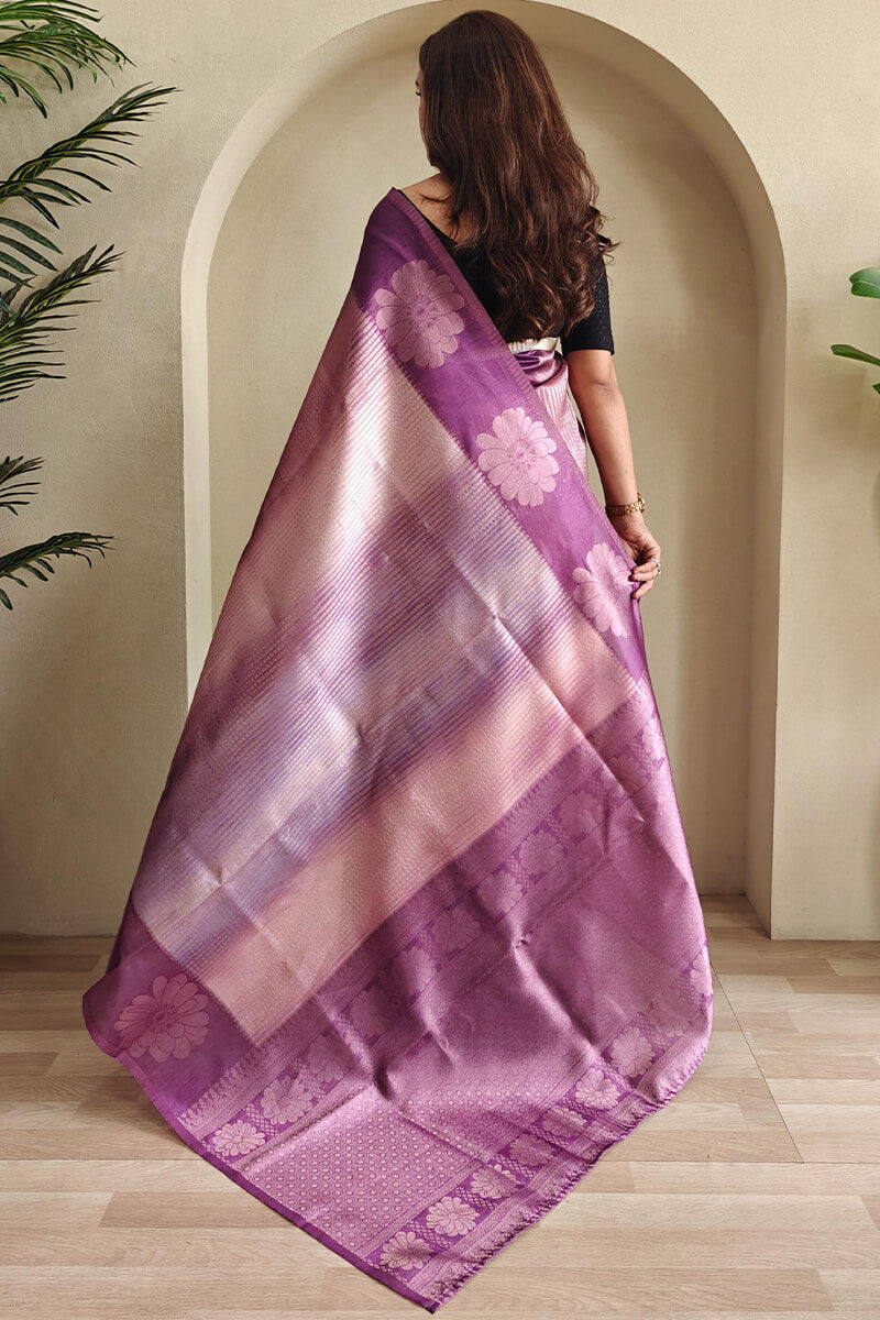 Enthralling Purple Soft Banarasi Silk Saree With Exemplary Blouse Piece