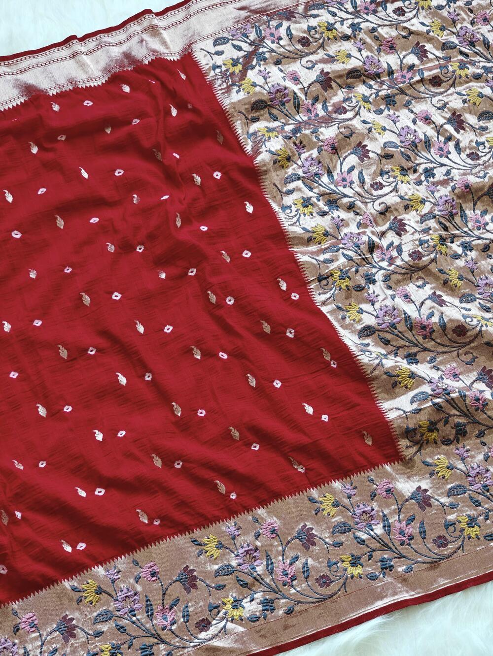 Charismatic Red Paithani Silk Saree With Propinquity Blouse Piece
