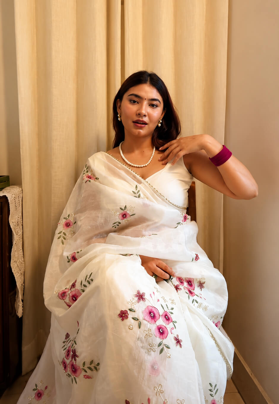 Radiant Off White Handwork Crush Silk Saree With Alluring Blouse Piece