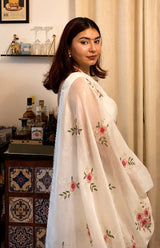 Radiant Off White Handwork Crush Silk Saree With Alluring Blouse Piece