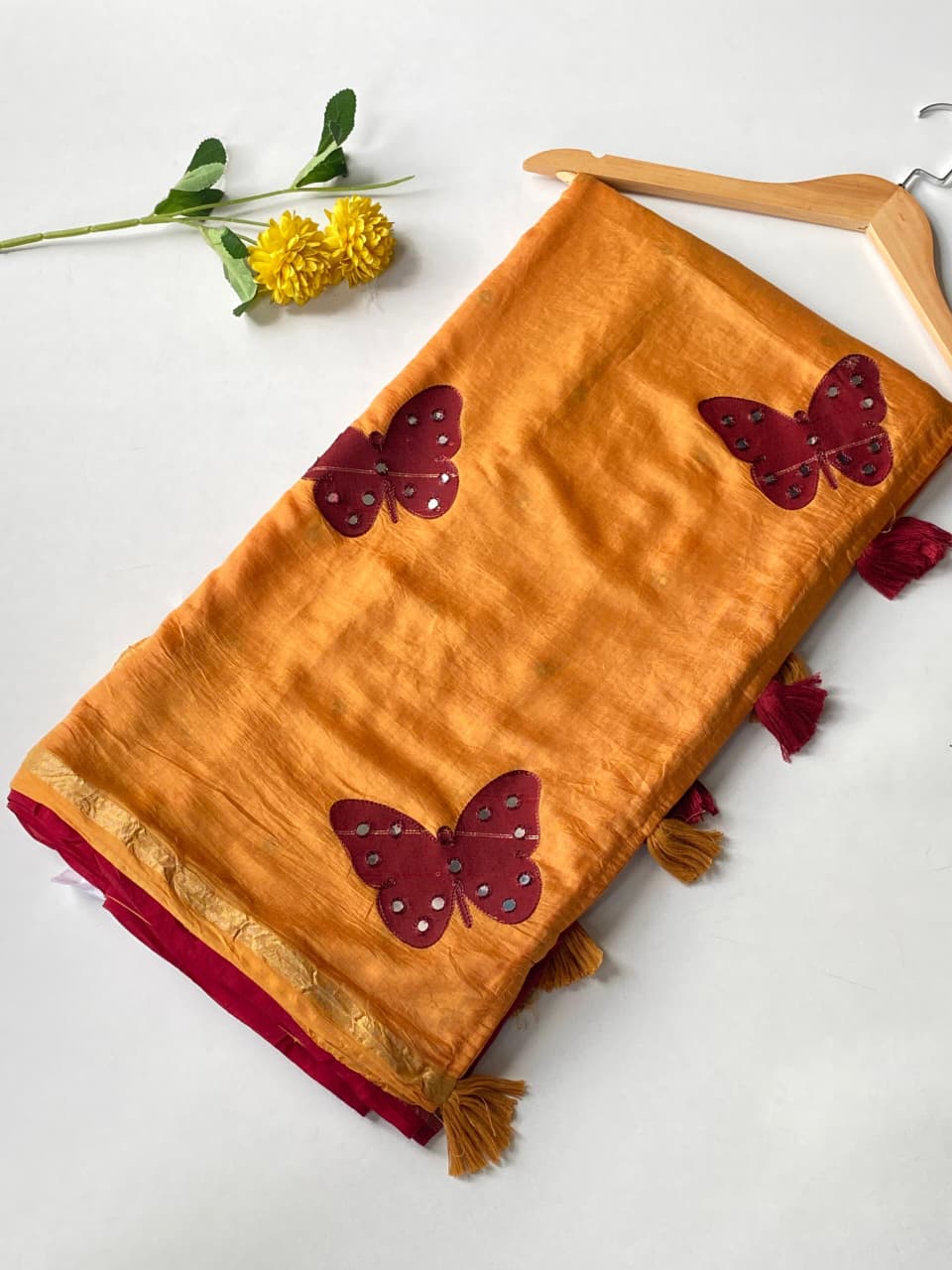 Luxuriant Mustard Bandhej Printed Cotton Silk Saree With Fugacious Blouse Piece