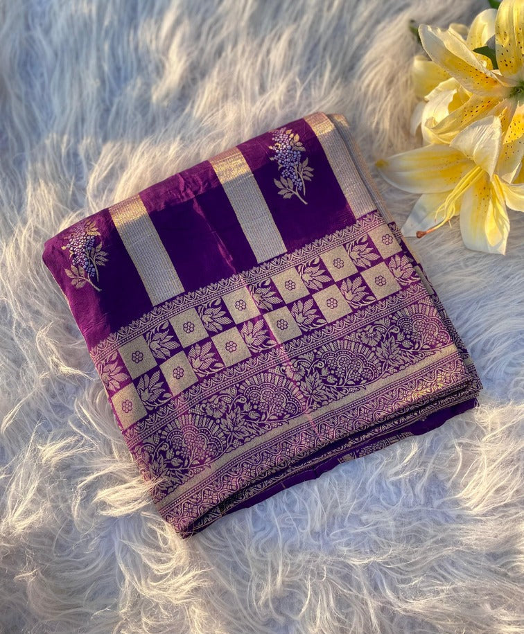 Gossamer Purple Soft Banarasi Silk Saree With Magnetic Blouse Piece