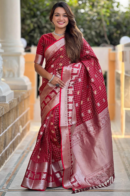 Exemplary Maroon Soft Banarasi Silk Saree With Dissemble Blouse Piece