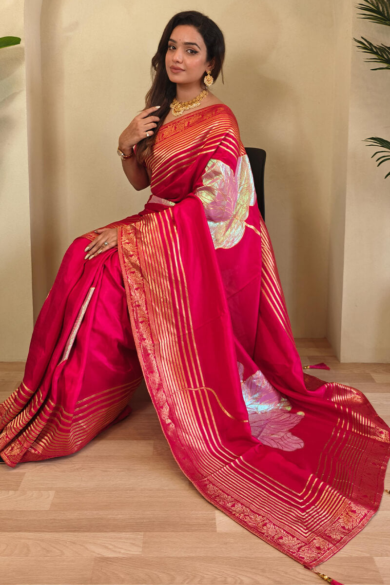 Gleaming Dark Pink Soft Banarasi Silk Saree With Phenomenal Blouse Piece