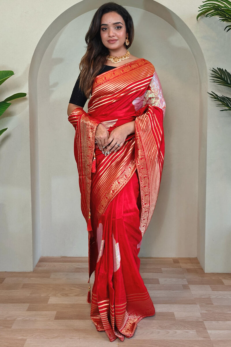 Admirable Red Soft Banarasi Silk Saree With Excellent Blouse Piece