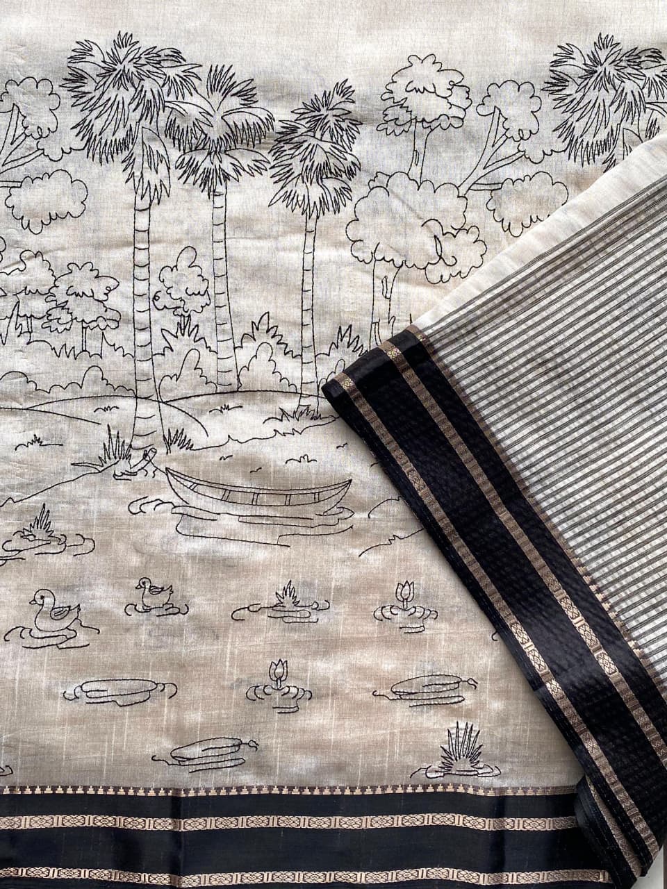 Preferable Off White Printed Cotton Silk Saree With Traditional Blouse Piece