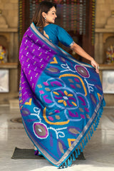 Sempiternal Purple Soft Banarasi Silk Saree With Flameboyant Blouse Piece