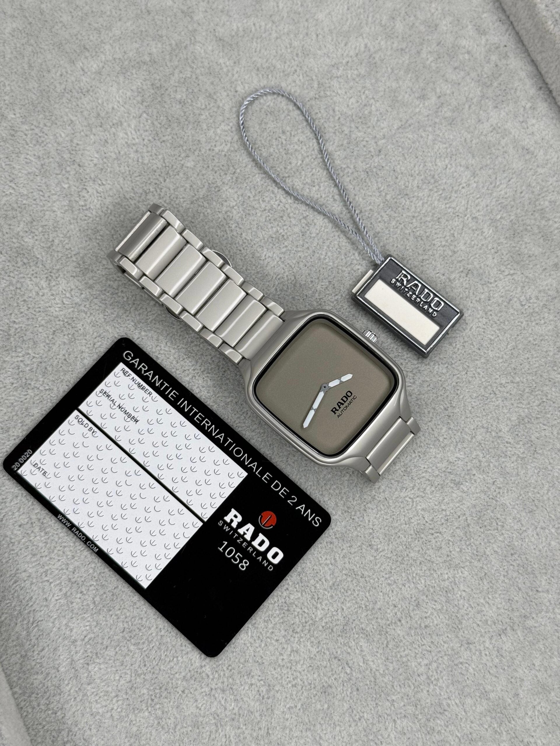 Rado Rd Grey Dial