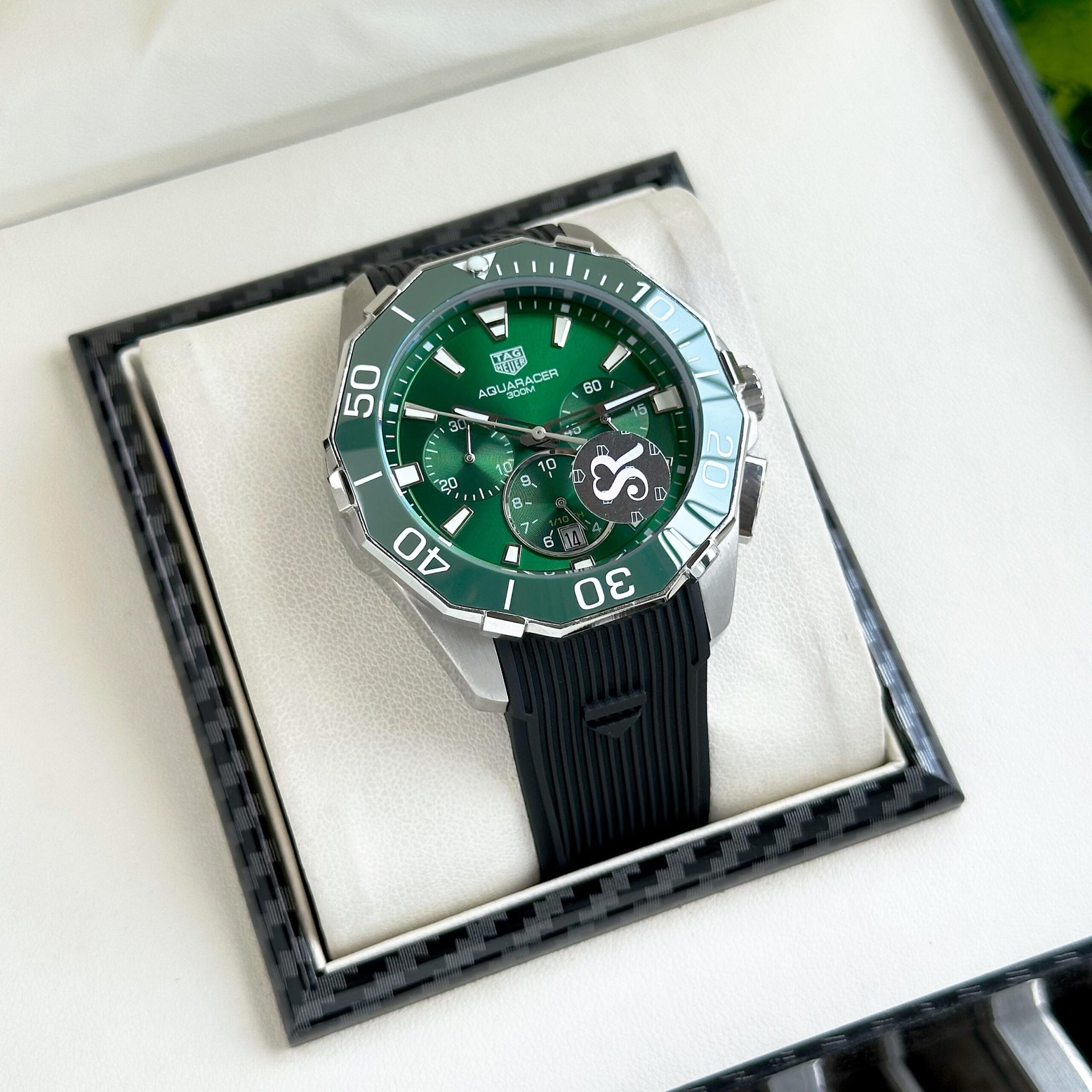 TAG Heuer Aquaracer Professional 300 Chronograph