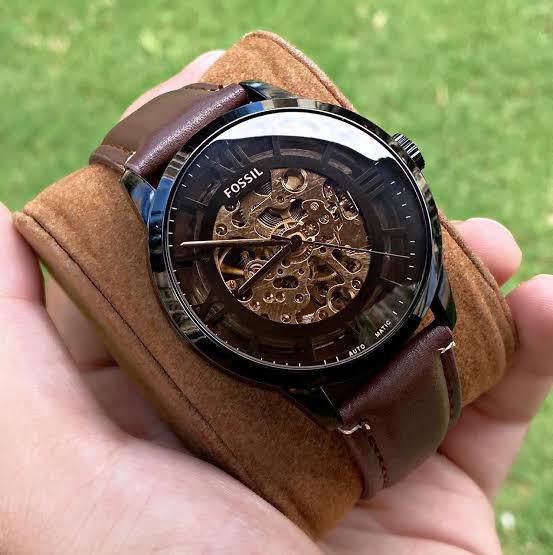 Fossil modern machine me3098