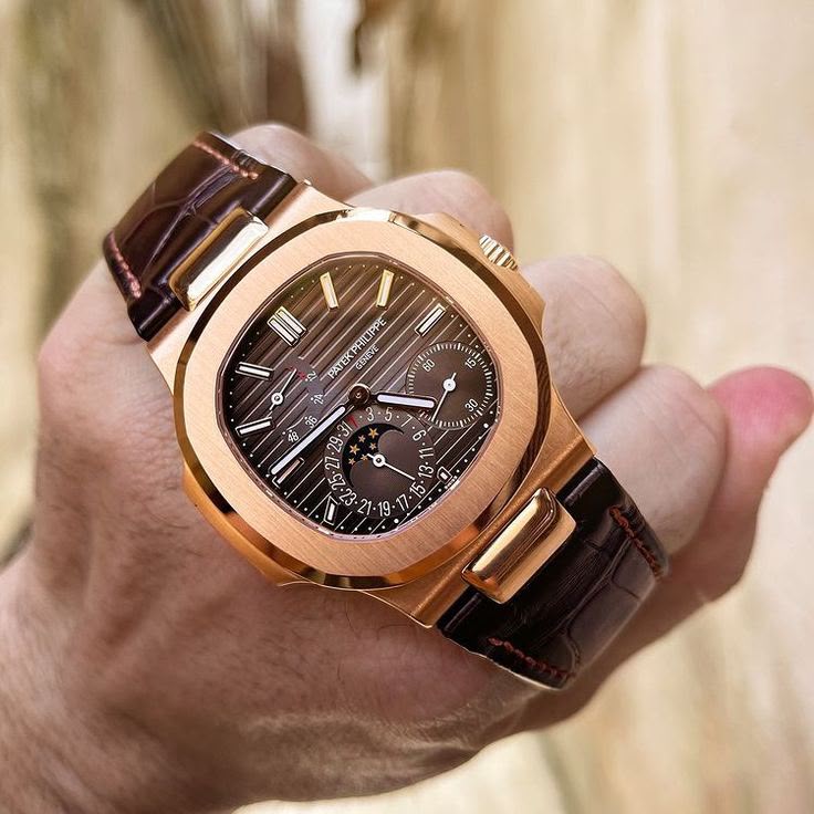 Patek Philippe Nautilus 5712/1R-001