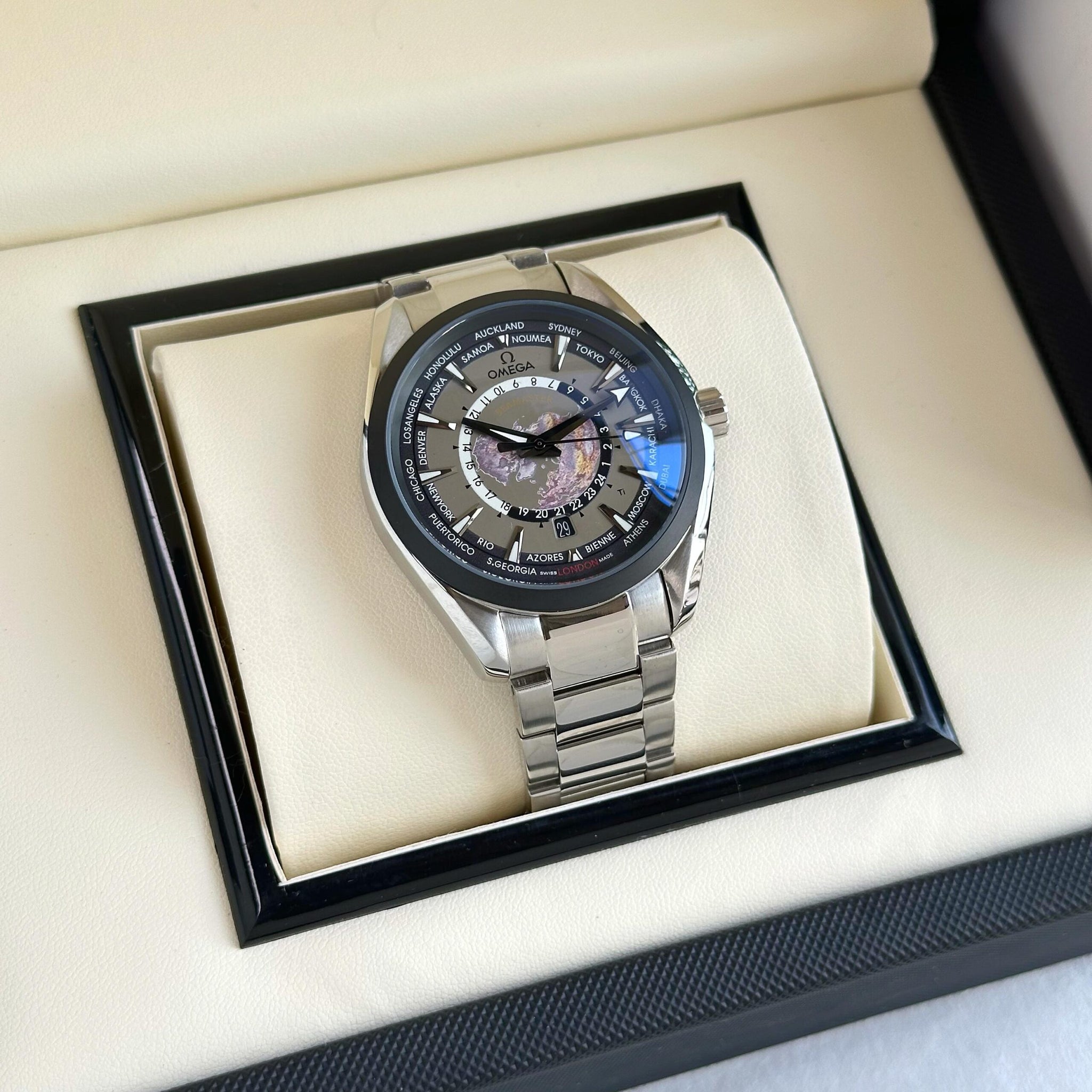 Omega Seamaster Aqua Terra Worldtimer