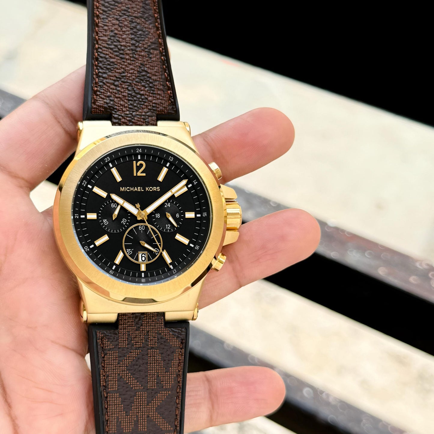 Michael Kors Dylan Black Chronograph