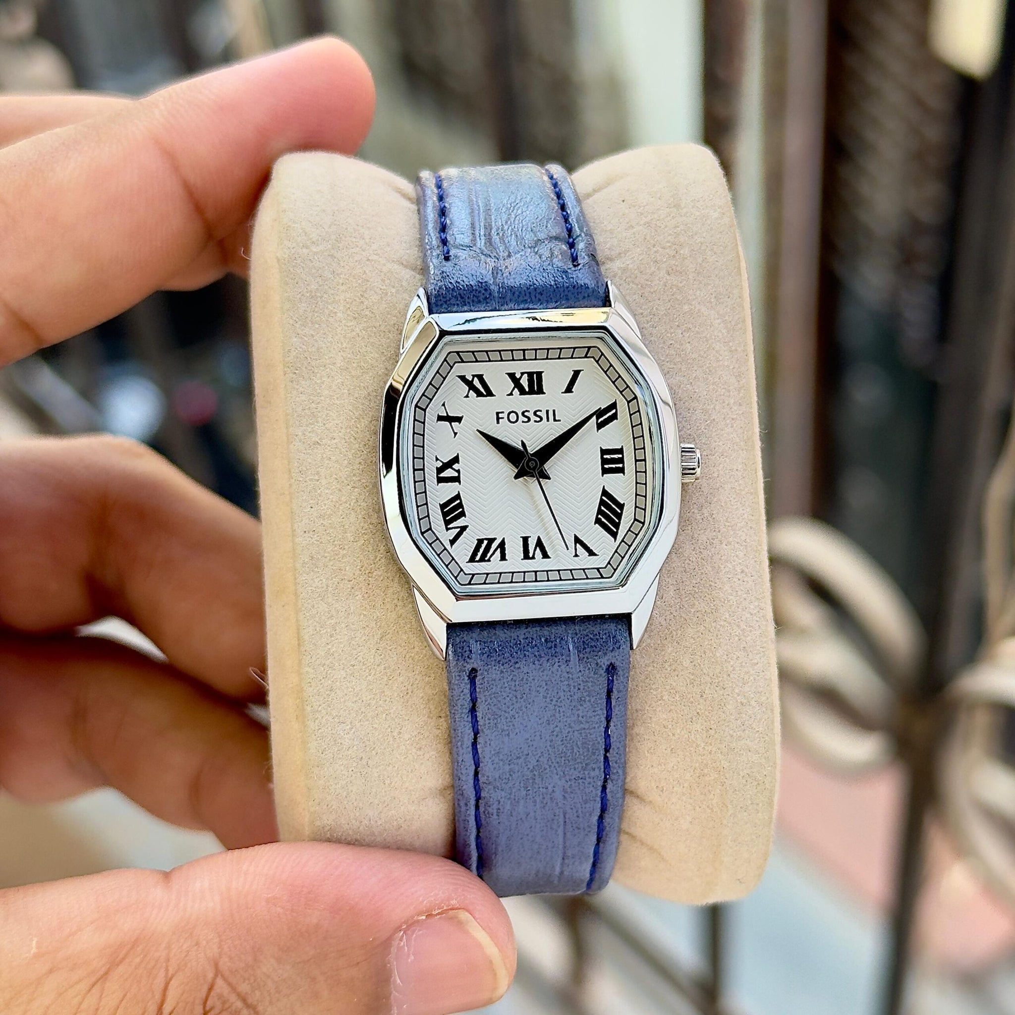 Fossil Classic Harlow Series