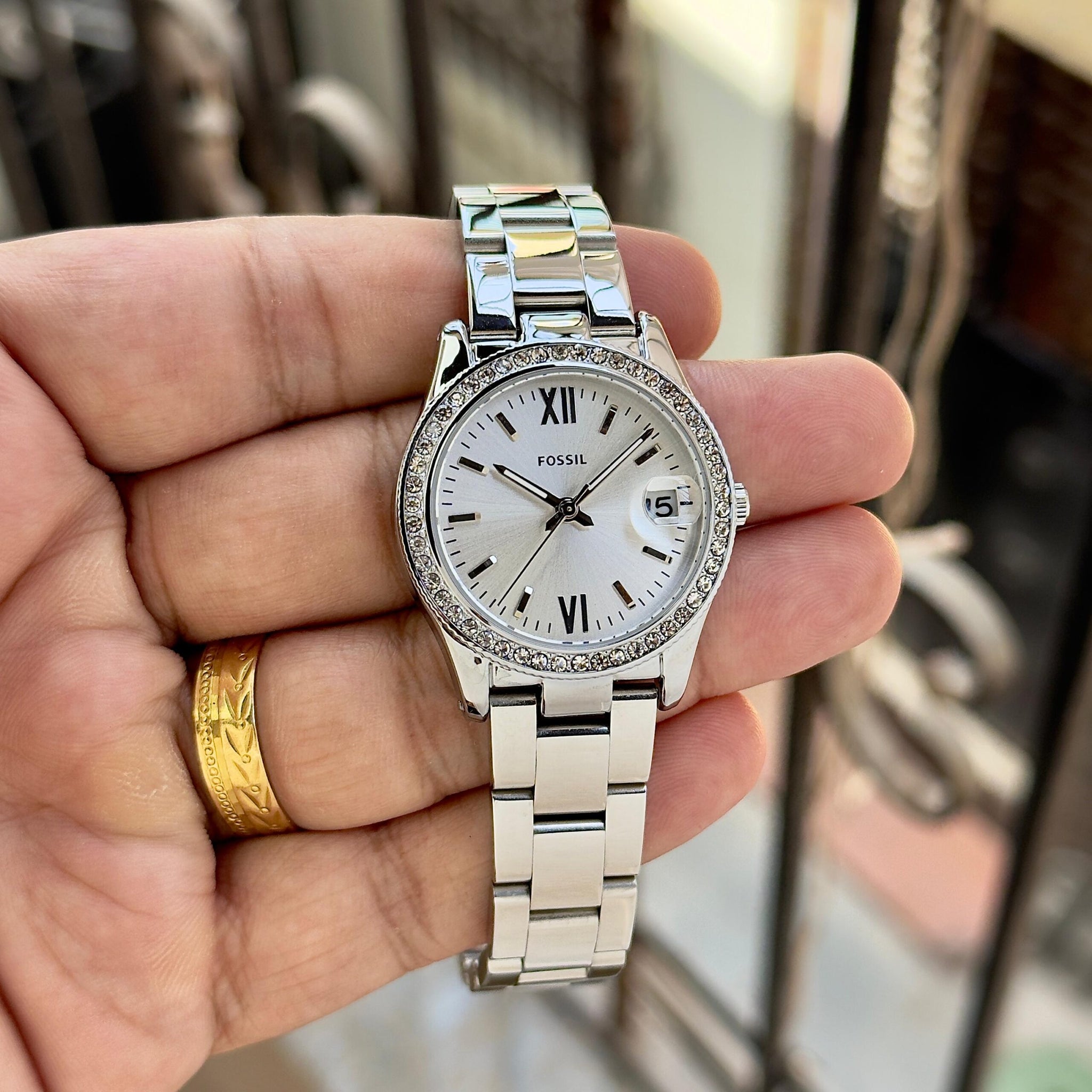 Fossil Sunray Scarlette Series