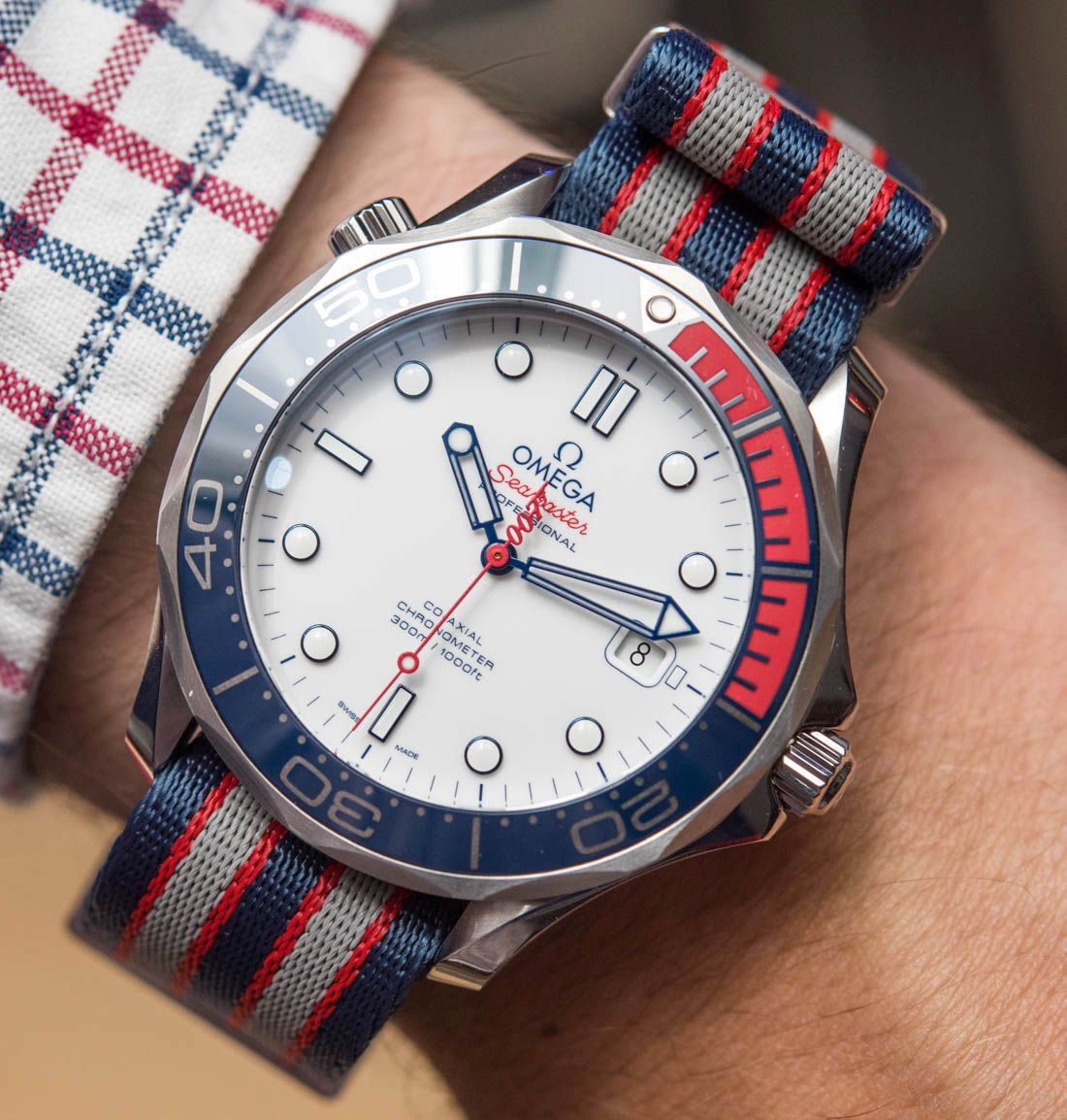 Omega Seamaster Commander 007 Edition