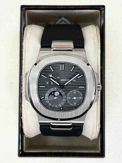 Patek Philippe Nautilus 5712G-001 D Edition