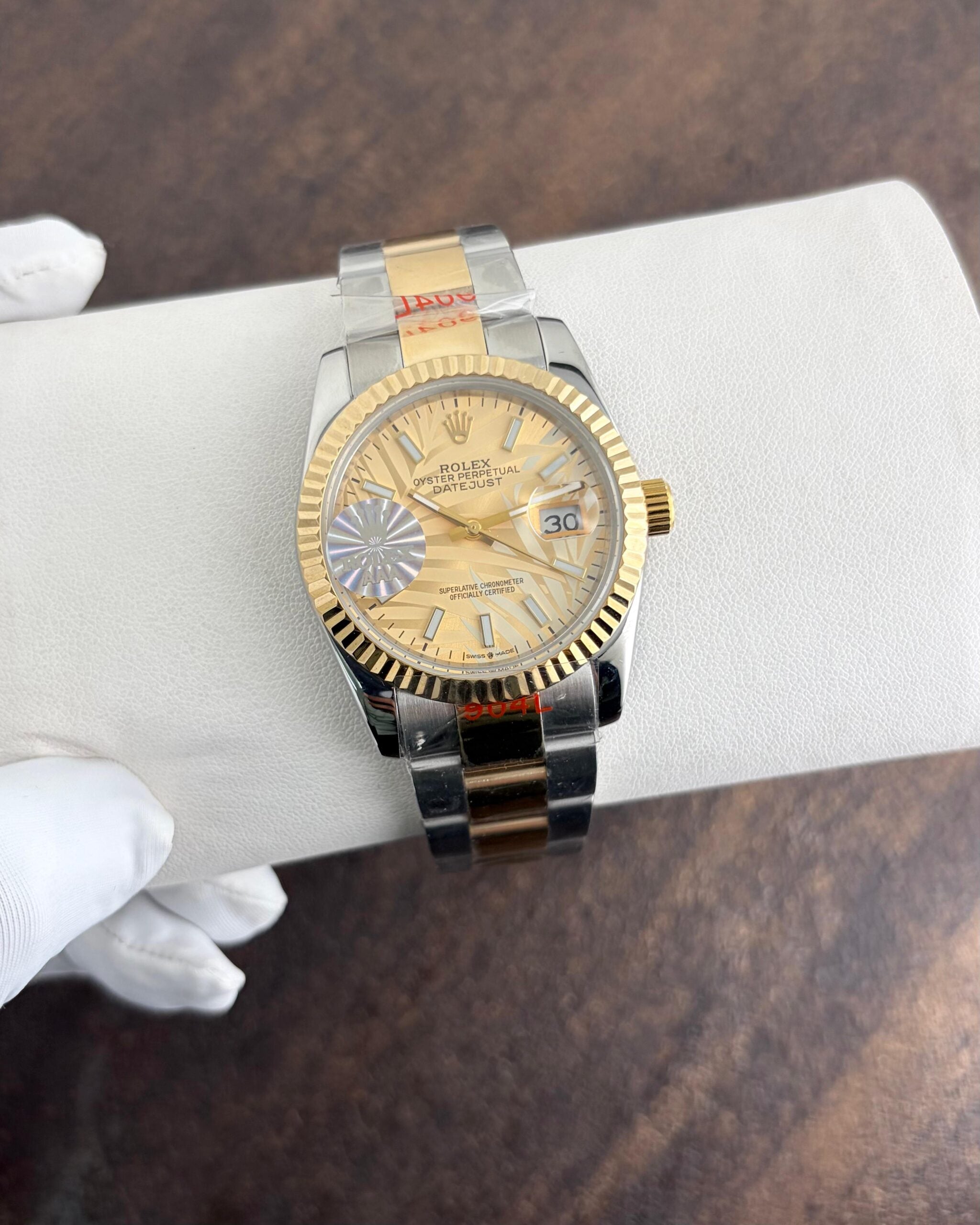 Rolex Oyster DateJust  Yellow Golden Dial