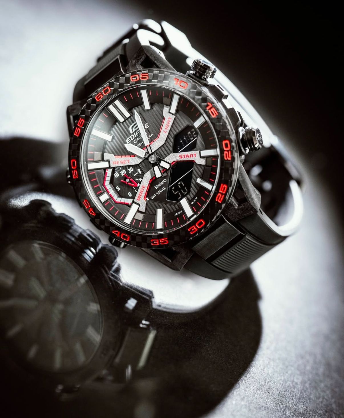 Edifice Casio ECB-2000